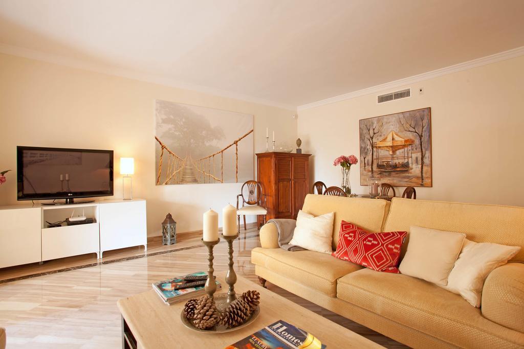 Hacienda Elviria Apartment มาร์เบยา ภายนอก รูปภาพ