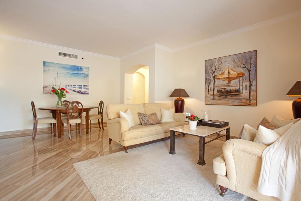 Hacienda Elviria Apartment มาร์เบยา ภายนอก รูปภาพ